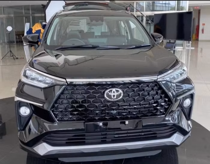 Toyota Avanza 2022 bất ngờ lộ diện tại đại lý