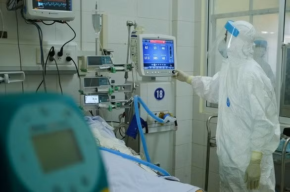 Chỉ còn 469 bệnh nhân COVID-19 phải thở máy, ECMO