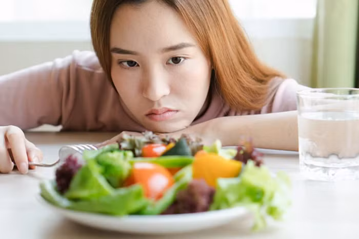 Bệnh nhân viêm gan C thường chán ăn, ăn không ngon miệng, mất vị giác (Ảnh: Internet)