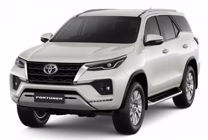 Toyota Fortuner 2022 bản nâng cấp ra mắt khách Việt