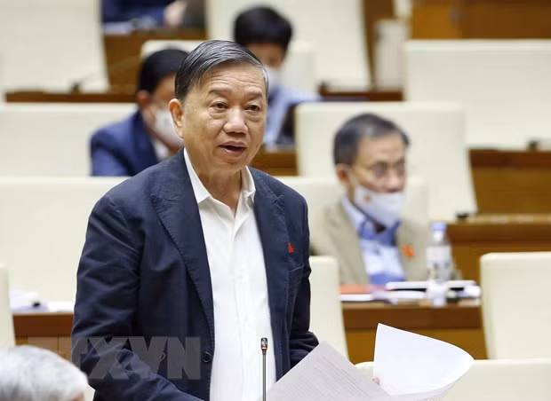 Can co hanh lang phap ly de minh bach hoat dong tu thien, nhan dao hinh anh 2