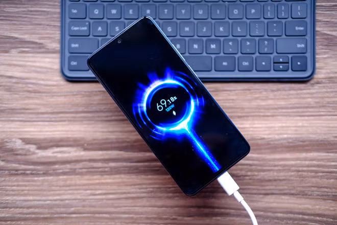 Redmi Note 11 series ra mắt: Thiết kế vuông như iPhone, dùng chip Dimensity 920 mới, sạc nhanh 120W, giá từ 4.2 triệu đồng - Ảnh 4.