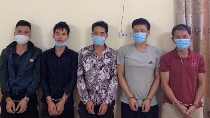 Nhóm đối tượng phạm tội bị bắt giữ.