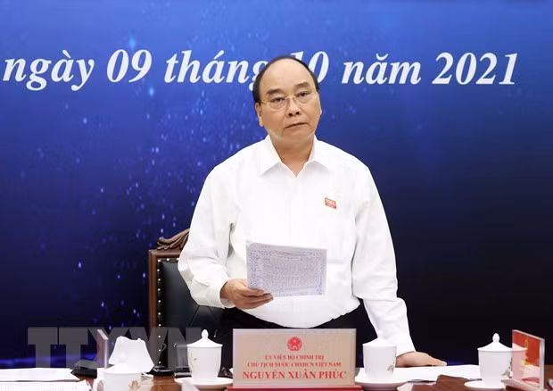 Chu tich nuoc yeu cau TP.HCM kiem soat dich tot hon khi mo cua tro lai hinh anh 1