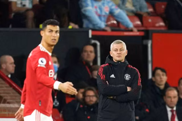 HLV Zidane không muốn sắm vai kẻ “chữa cháy” cho Solskjaer