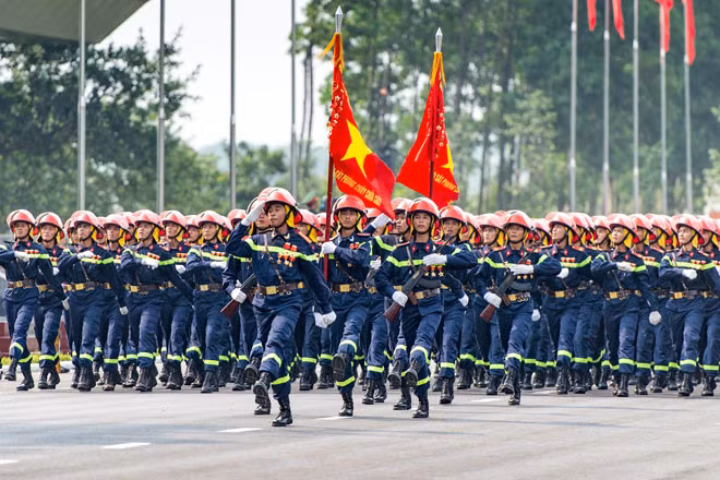 Chủ tịch nước gửi Thư chúc mừng các lực lượng phòng cháy, chữa cháy và cứu nạn, cứu hộ ảnh 2 Chủ tịch nước gửi Thư chúc mừng các lực lượng phòng cháy, chữa cháy và cứu nạn, cứu hộ ảnh 2