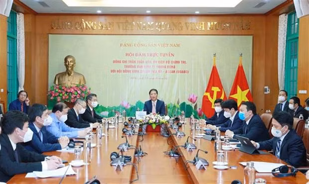 Truong ban Kinh te TW lam viec voi hoi dong kinh doanh Hoa Ky-ASEAN hinh anh 2