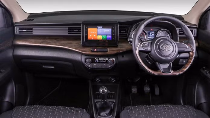 Khoang nội thất của Toyota Rumion