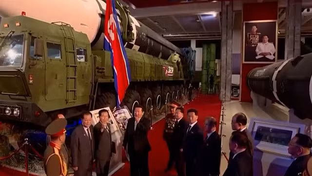 Cuộc chạy đua giữa hai miền làm nóng bán đảo Triều Tiên - Ảnh 2.