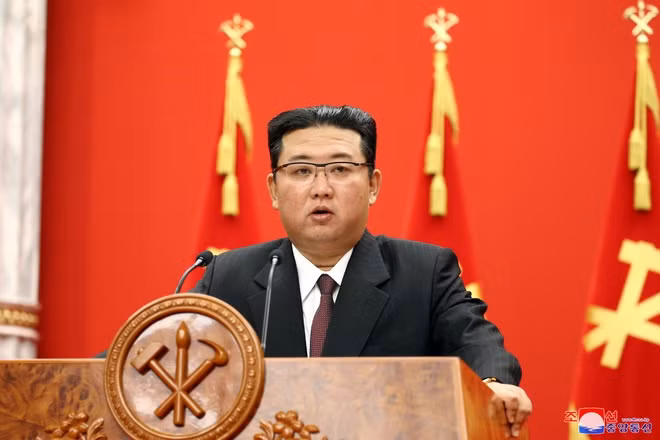 Nhà lãnh đạo Triều Tiên Kim Jong Un dường như đã giảm 20 kg. (Ảnh: Reuters)