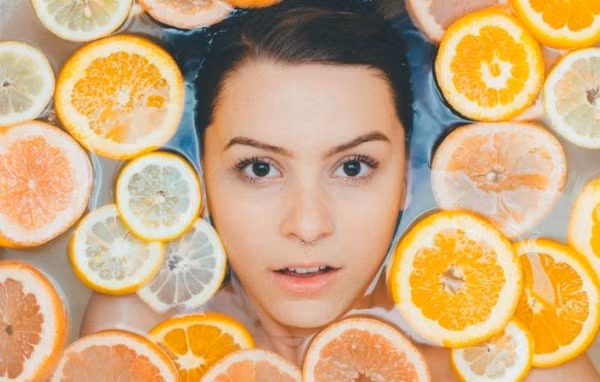 Bổ sung vitamin cho da từ các loại quả.