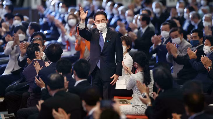 Tân Thủ tướng Nhật Bản Fumio Kishida. Ảnh: Reuters