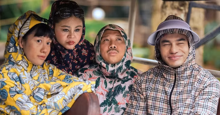 Dàn diễn viên hài của "Bộ tứ báo thủ" gồm Trấn Thành, Lê Giang, Lê Dương Bảo Lâm và Uyển Ân - Ảnh: ĐPCC