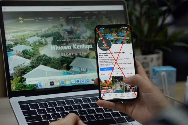 Fanpage giả mạo có tích xanh trên Facebook. Ảnh: Khánh An