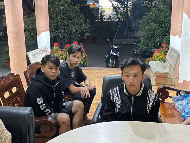3 đối tượng tại cơ quan điều tra.