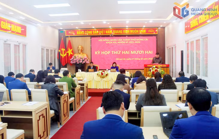 Quang cảnh kỳ họp.