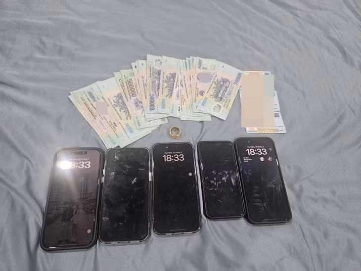 Nhiều tang vật liên quan trong vụ án được Công an thu giữ.