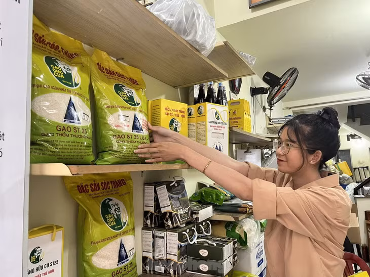 Các loại gạo cao cấp, gạo có thương hiệu vẫn chưa thay đổi về giá bán trong nước
