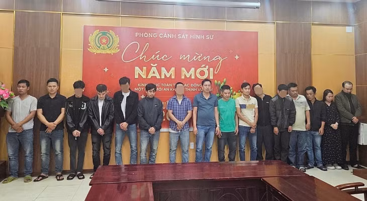 Các đối tượng trong đường dây tổ chức đánh bạc xuyên quốc gia bị Công an triệu tập.