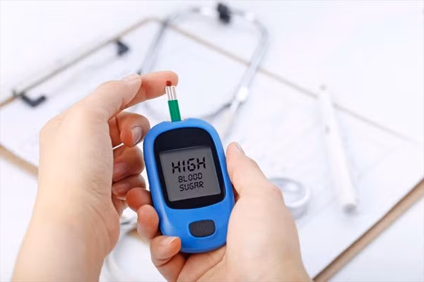 Ngồi nhiều tăng nguy cơ mắc đái tháo đường.
