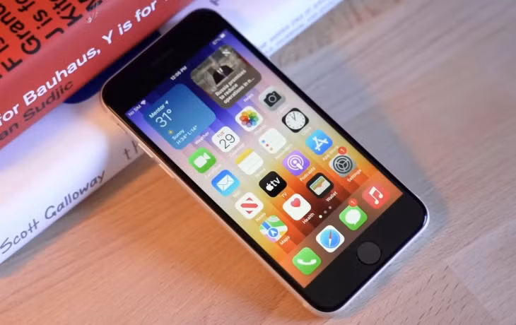 iPhone SE 4 cũng đặt dấu chấm hết cho Touch ID. Ảnh: MacRumors.