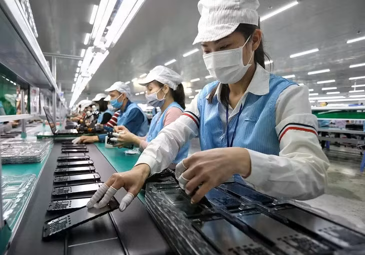 Nhập khẩu tháng 1 chủ yếu là các mặt hàng nguyên phụ liệu sản xuất (Ảnh: TTXVN)