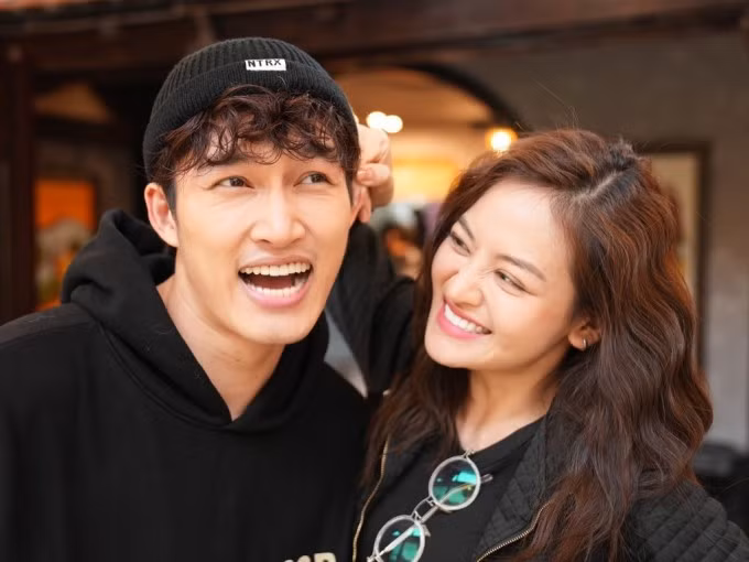 Đình Tú (vai Tú) và Thùy Anh (vai Ly) trong phim. Ảnh: VFC