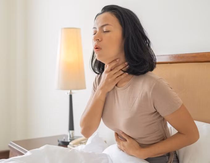 Viêm amidan gây sưng, đau cổ họng. Ảnh: Freepik