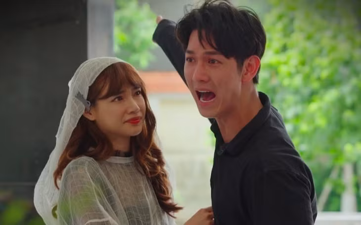 Hình ảnh trong “Cây táo nở hoa“. Ảnh chụp màn hình
