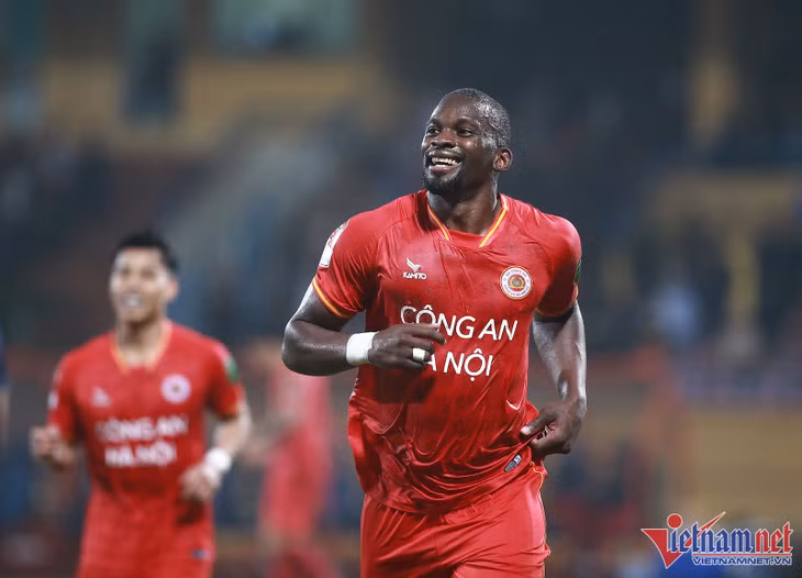 Công An Hà Nội có chiến thắng đậm đà trận ra quân Night Wolf V-League 2023.