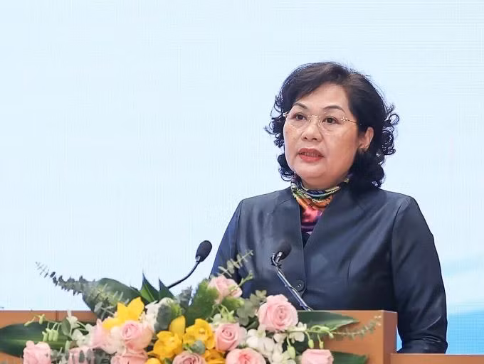 Thống đốc Nguyễn Thị Hồng tại Hội nghị sáng 17/2. Ảnh: VGP