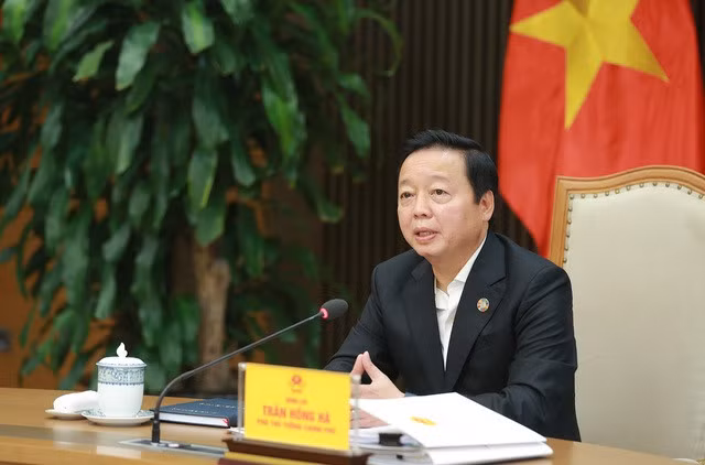 Phó Thủ tướng Trần Hồng Hà yêu cầu Bộ VH-TT&amp;DL chuẩn bị kế hoạch xây dựng chương trình mục tiêu quốc gia về phát triển văn hoá, theo đúng quy trình, thủ tục, báo cáo cấp có thẩm quyền; bảo đảm văn hoá phát triển cân đối, hài hoà với chính trị, kinh tế, xã hội - Ảnh: VGP/Minh Khôi