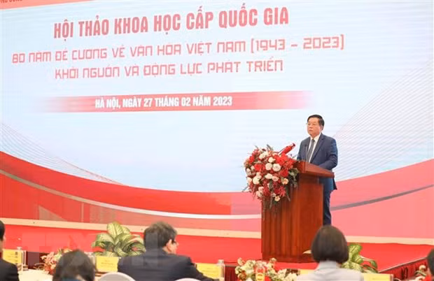 80 nam De cuong Van hoa: Phat trien hai hoa giua kinh te va van hoa hinh anh 3