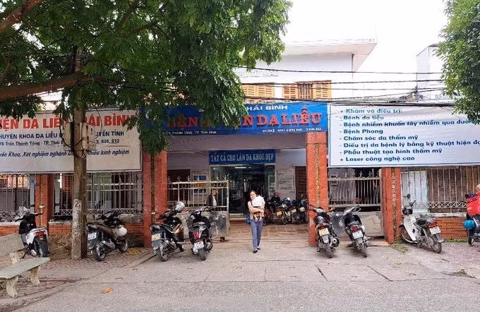 Vụ việc xảy ra tại Bệnh viện Da liễu Thái Bình do Trần Kim Thúy làm Giám đốc.