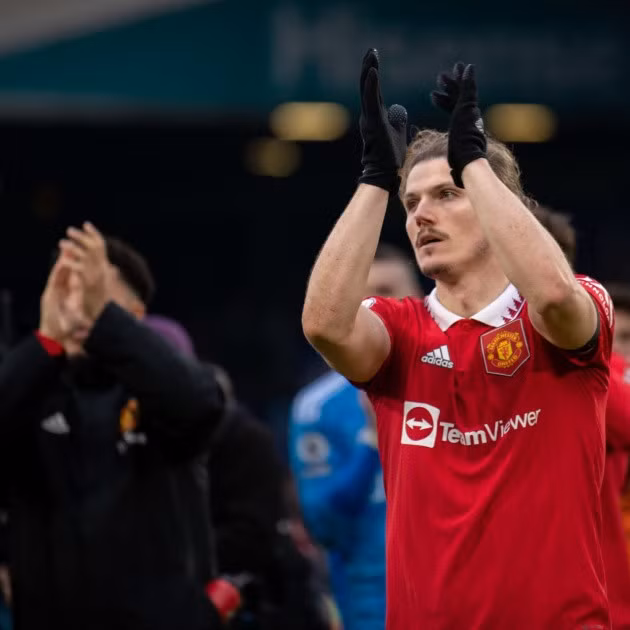 Man Utd sẽ không có sự phục vụ của Sabitzer.