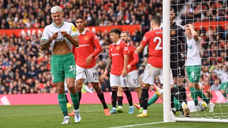 MU và Newcastle gặp nhau ở lượt đi Premier League, hòa nhau 0-0