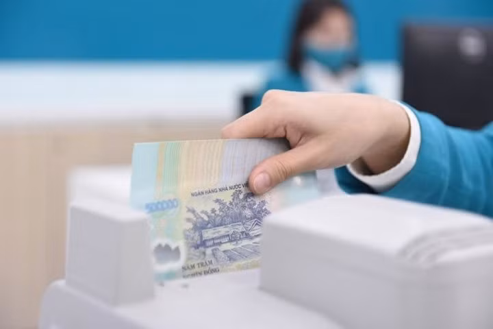 Các ngân hàng thống nhất giảm lãi suất huy động nhằm giảm lãi suất cho vay nói chung và giảm lãi suất cho vay bất động sản nói riêng. (Ảnh minh họa)