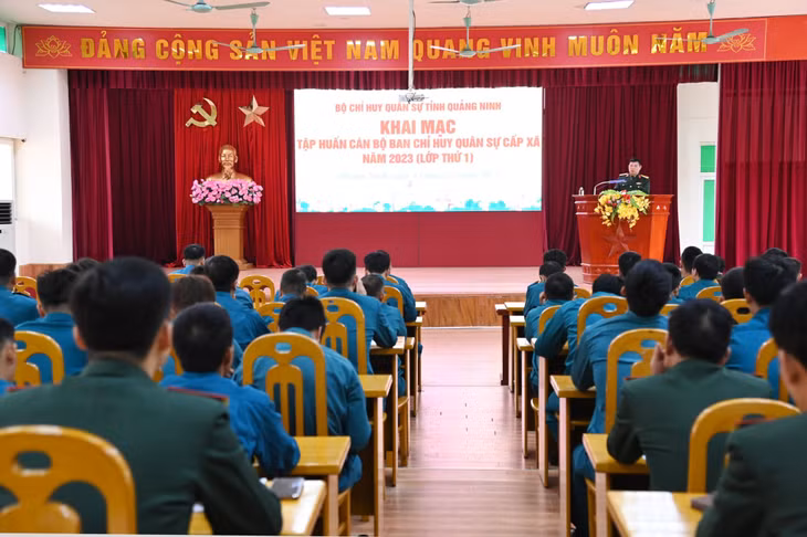 Quang cảnh khai mạc tập huấn cán bộ Ban CHQS cấp xã năm 2023.