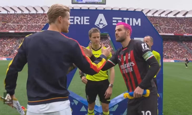 Diễn biến chính trận Milan 2-0 Lecce.