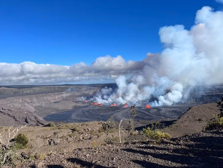 Núi lửa Kilauea ở Hawaii, một trong những ngọn núi lửa hoạt động mạnh nhất thế giới. Ảnh: AFP