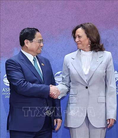 Thủ tướng Phạm Minh Chính và Phó Tổng thống Hoa Kỳ, Kamala Harris. Ảnh: Dương Giang/TTXVN
