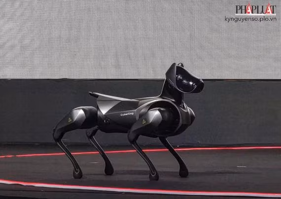 Cận cảnh CyberDog 2. Ảnh: TIỂU MINH