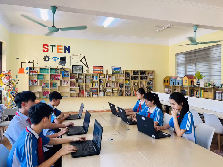Tiết học stem tại Trường THCS Mạo Khê 2 (TX Đông Triều).