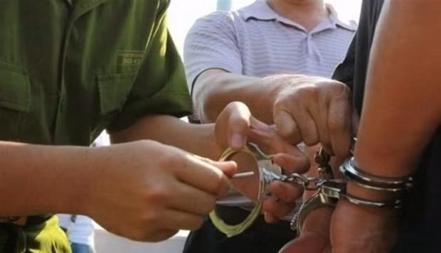 Hung Yen: Tam giu mot doi tuong co hanh vi