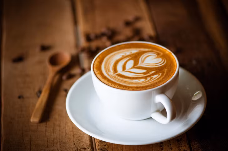 Cà phê có nhiều tác dụng với sức khỏe nhưng bạn cần lưu ý thời điểm uống. Ảnh minh họa: Nbcnews