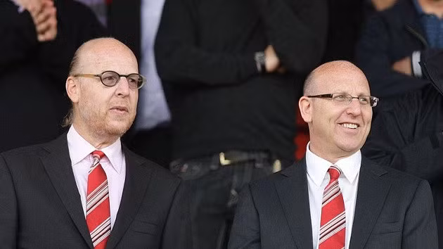 Glazer vẫn chưa chịu bán Man Utd.