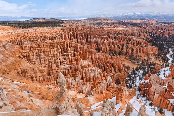 Khám phá vẻ đẹp ngỡ không có trên trần gian của công viên quốc gia Bryce Canyon (Mỹ) ảnh 1 Khám phá vẻ đẹp ngỡ không có trên trần gian của công viên quốc gia Bryce Canyon (Mỹ) ảnh 1