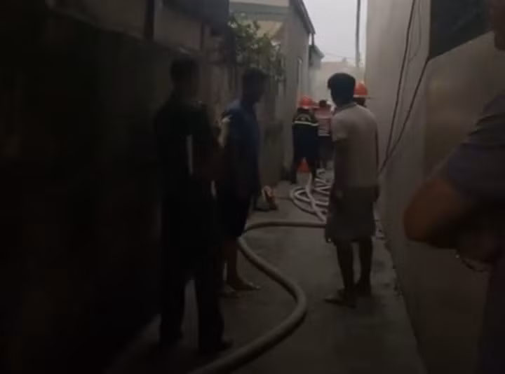 Cảnh sát tiếp cận hiện trường vụ việc. (Ảnh: Công an Hà Nam).