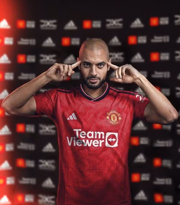 Sofyan Amrabat gia nhập MU theo hợp đồng cho mượn 1 mùa kèm điều khoản mua đứt vào năm sau