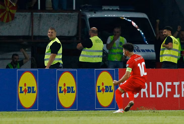 Bardhi sút phạt đẹp mắt gỡ hòa1-1 cho Bắc Macedonia